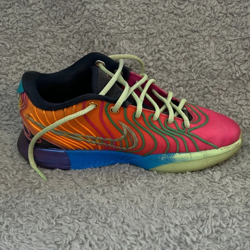 Nike LeBron XXI GS Youth Size 6Y Multicolor Photo Blue‎ Laser Fuchsia HF6819-400